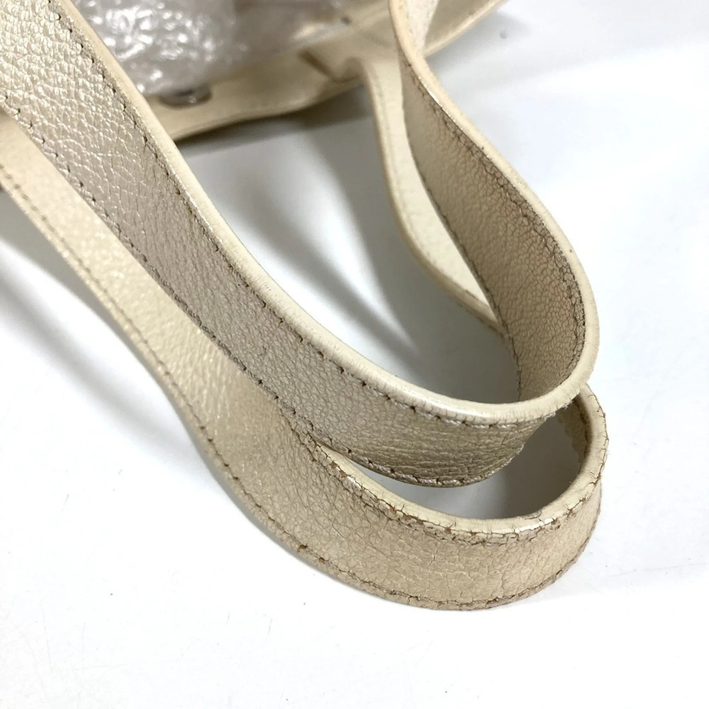 CHANEL White Leather Logo Tote Bag - Picture 4 of 16